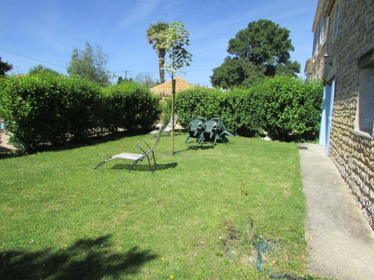 Logis De Chalons A La Mer Le Gua  Exterior photo