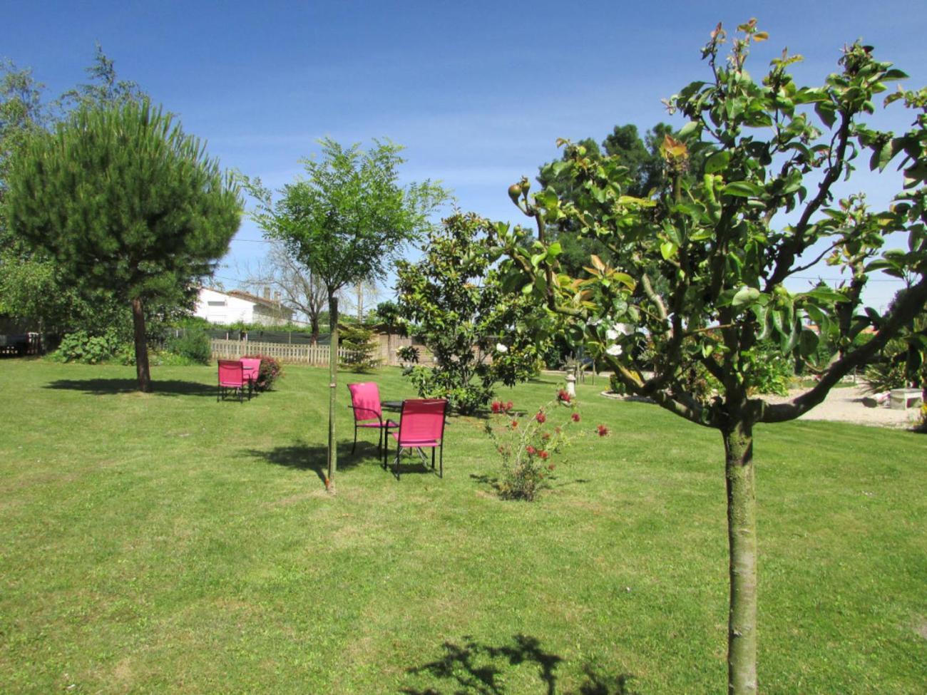 Logis De Chalons A La Mer Le Gua  Exterior photo