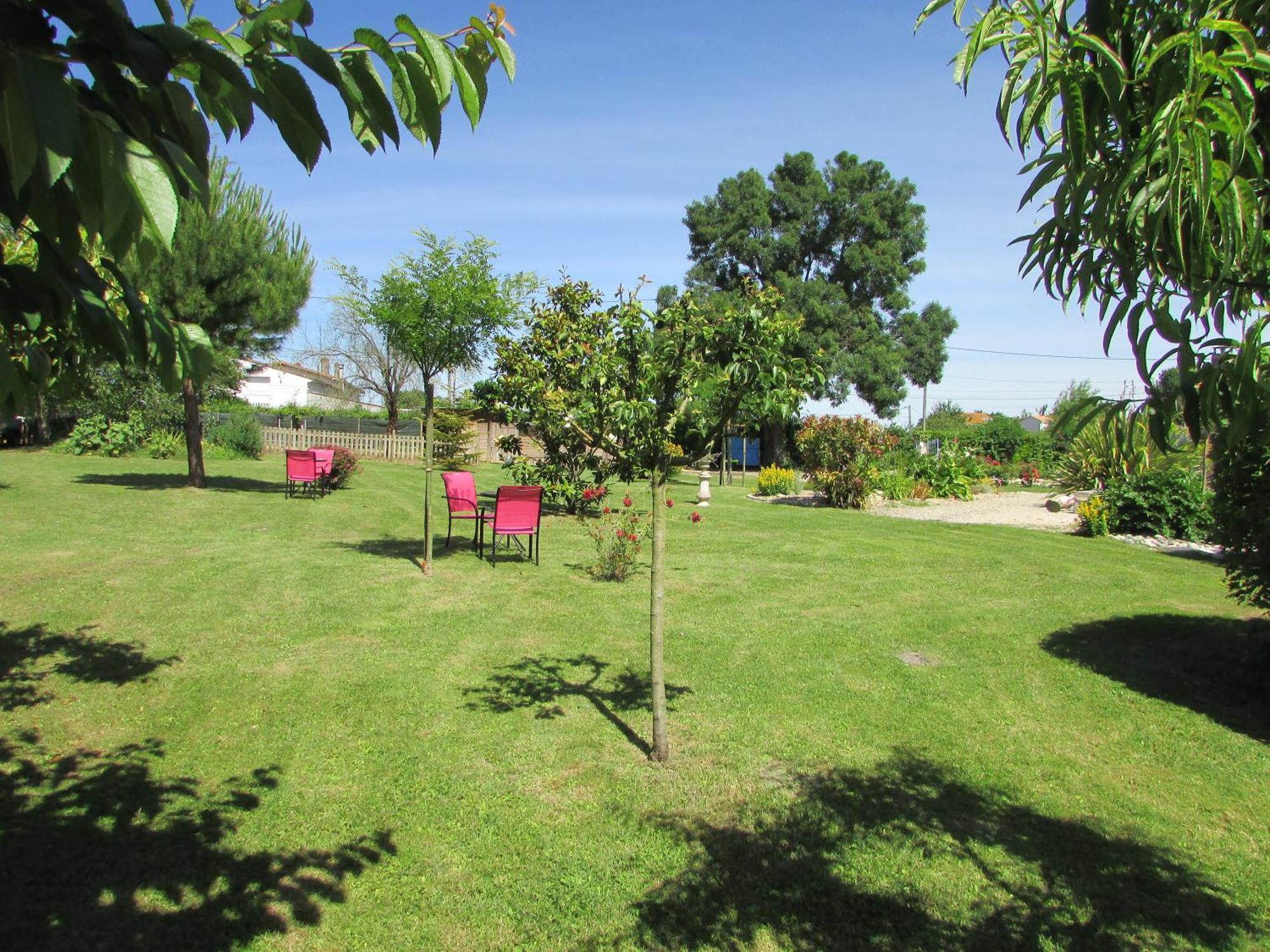 Logis De Chalons A La Mer Le Gua  Exterior photo